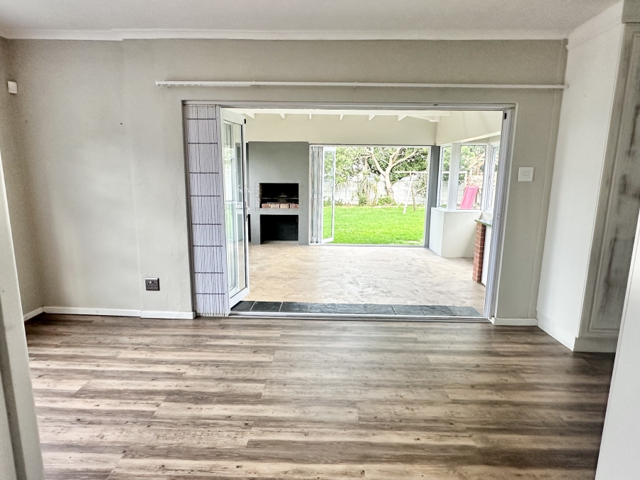 4 Bedroom Property for Sale in Miramar Eastern Cape